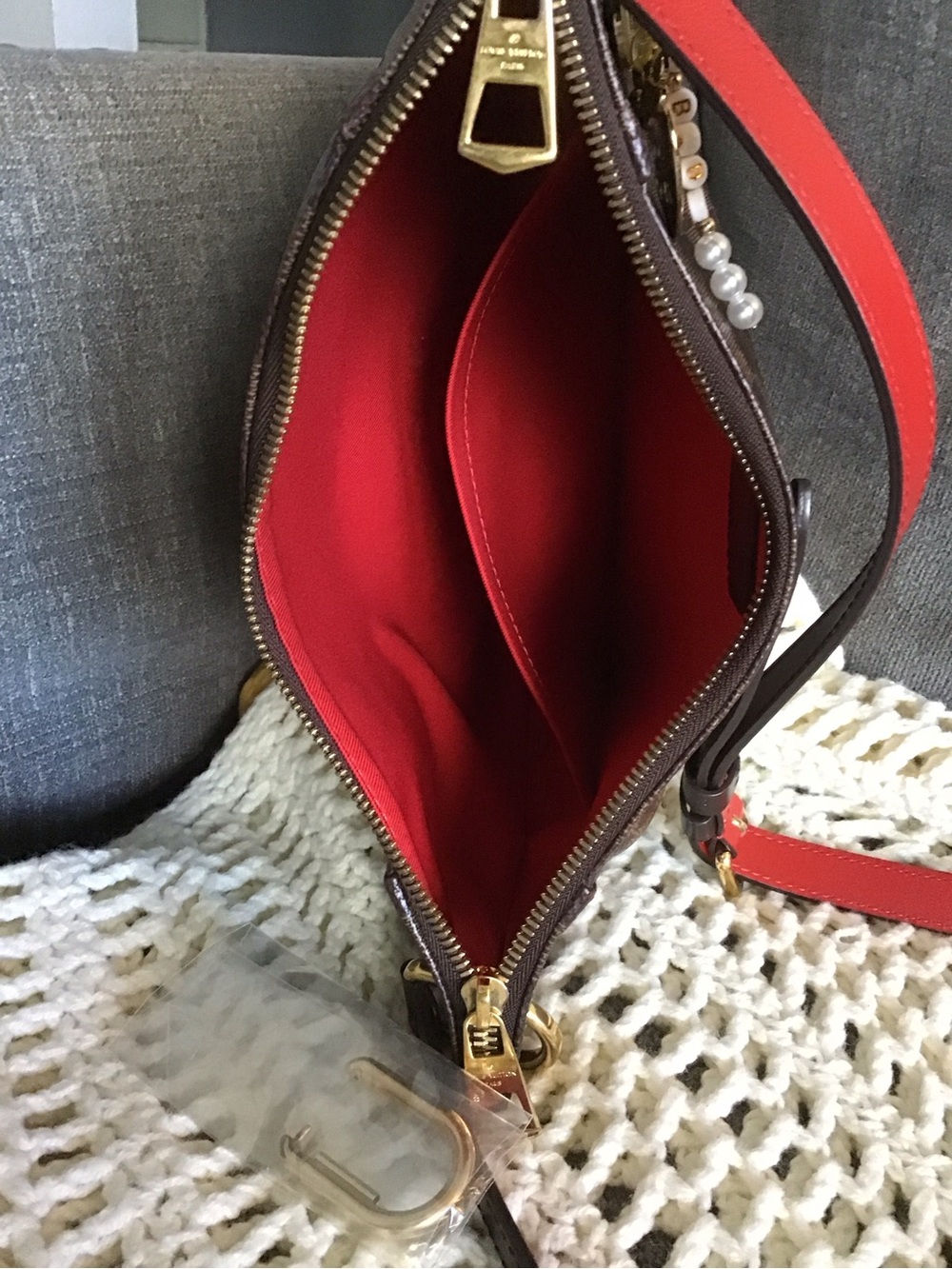 Designer-Style Brown Checkered Crossbody Bag with Red Trim - Picture 4 of 7